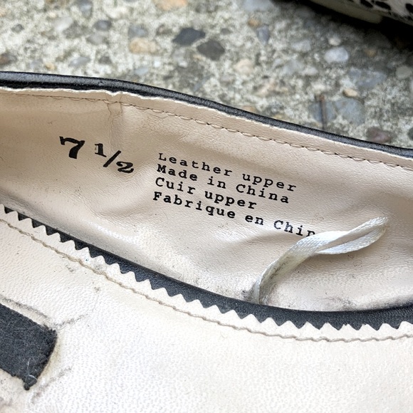 SALE‼️ CALF HAIR BLACK & WHITE FLATS - Picture 5 of 9